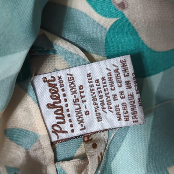 Pusheen Spring Box Robe - Picture 3 of 4